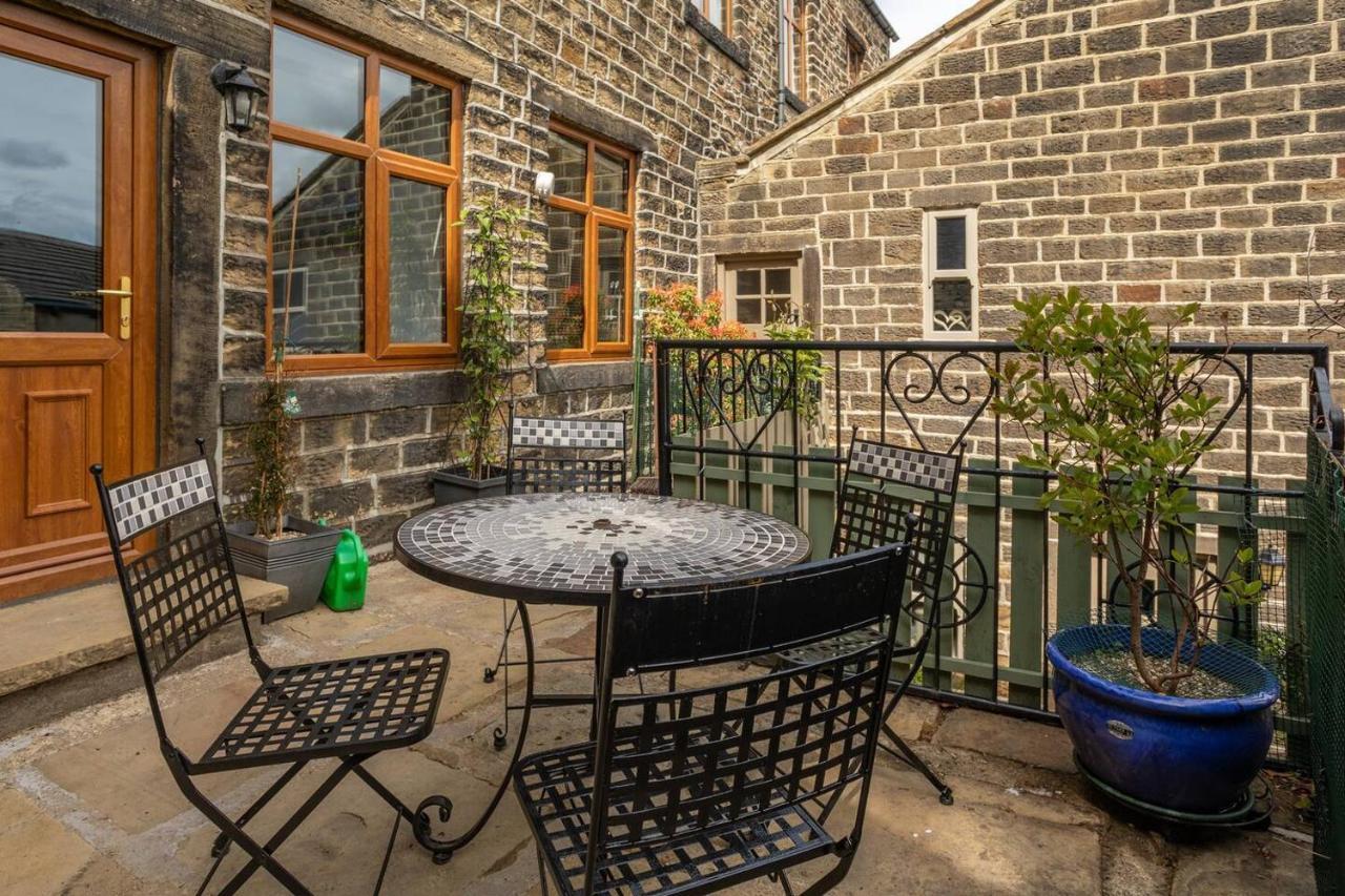 Appartamento Delightful 2 Bed Flat In Old Mill-Private Garden Keighley Esterno foto